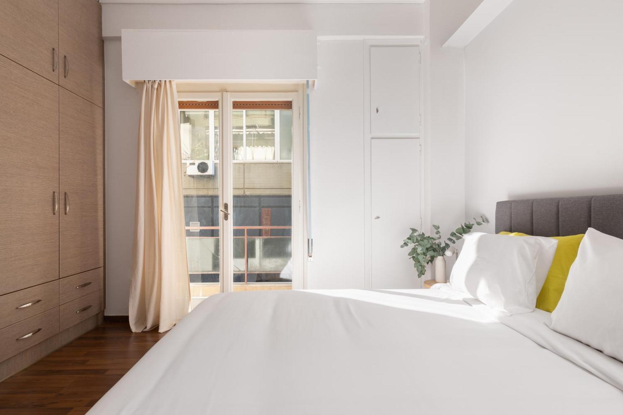 Super Central Apartment Downtown Exarcheia! Athena Bagian luar foto